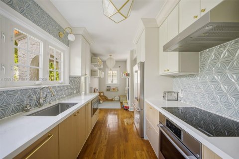 Casa en venta en Coral Gables, Florida, 3 dormitorios, 152.45 m2 № 2381916 - foto 7