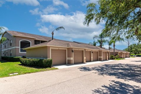 Condo in Sarasota, Florida, 2 bedrooms  № 1628534 - photo 3