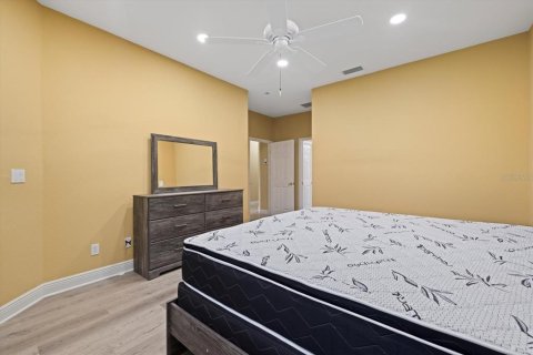 Condo in North Port, Florida, 3 bedrooms  № 1514738 - photo 14