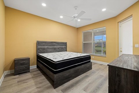 Condo in North Port, Florida, 3 bedrooms  № 1514738 - photo 13