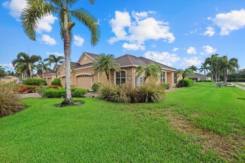 Condo in North Port, Florida, 3 bedrooms  № 1514738 - photo 1