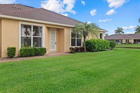 Condo in North Port, Florida, 3 bedrooms  № 1514738 - photo 23