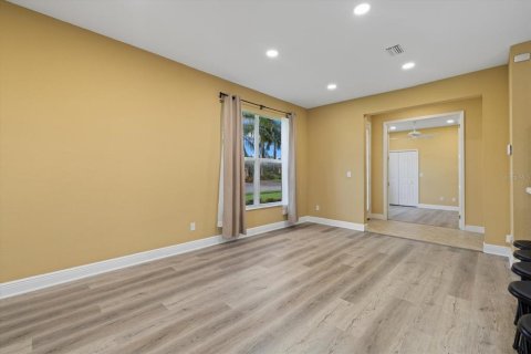 Condo in North Port, Florida, 3 bedrooms  № 1514738 - photo 8