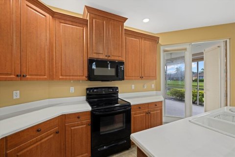 Condo in North Port, Florida, 3 bedrooms  № 1514738 - photo 12