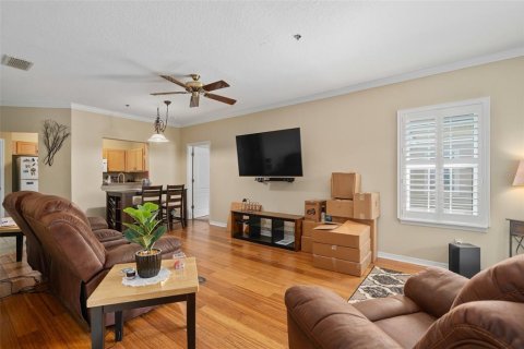 Condo in Orlando, Florida, 3 bedrooms  № 2208863 - photo 9