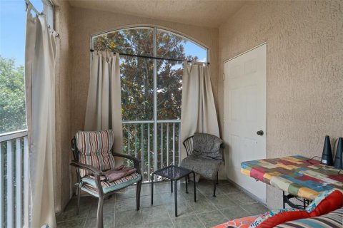 Condo in Orlando, Florida, 3 bedrooms  № 2208863 - photo 21