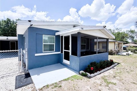 House in Lakeland, Florida 2 bedrooms, 97.55 sq.m. № 2123036