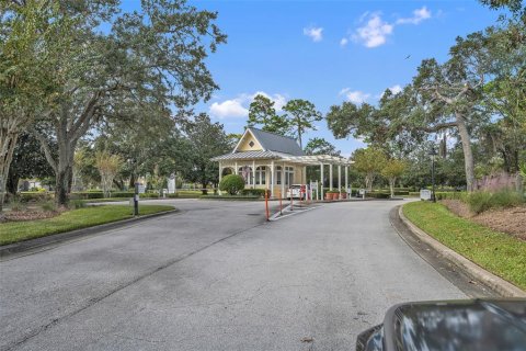 House in DeLand, Florida 2 bedrooms, 153.38 sq.m. № 1540084 - photo 25