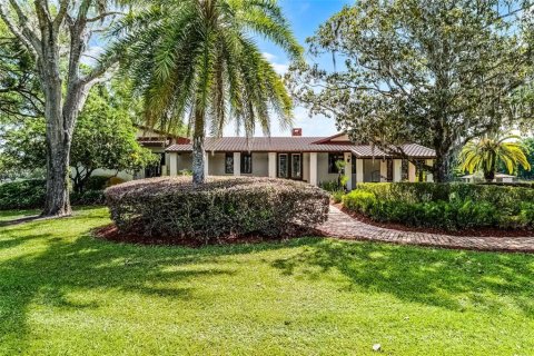 House in De Leon Springs, Florida 4 bedrooms, 425.77 sq.m. № 1653929 - photo 5
