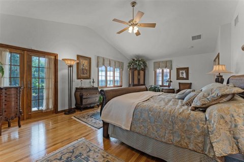 House in De Leon Springs, Florida 4 bedrooms, 425.77 sq.m. № 1653929 - photo 19