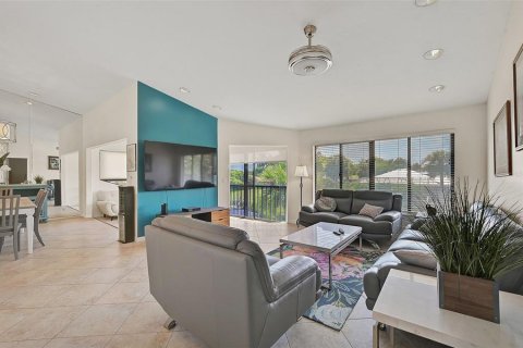 Condominio en alquiler en Sarasota, Florida, 3 dormitorios, 207.36 m2 № 1908934 - foto 24