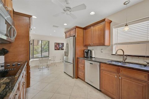Condominio en alquiler en Sarasota, Florida, 3 dormitorios, 207.36 m2 № 1908934 - foto 7
