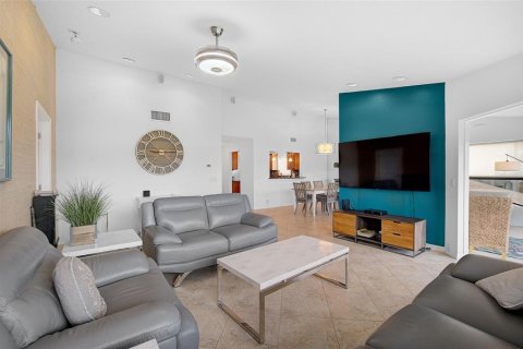 Condominio en alquiler en Sarasota, Florida, 3 dormitorios, 207.36 m2 № 1908934 - foto 22