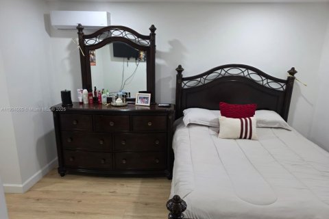 Villa ou maison à vendre à Miramar, Floride: 3 chambres, 97.36 m2 № 1955967 - photo 15