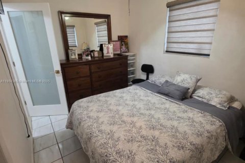 Villa ou maison à vendre à Miramar, Floride: 3 chambres, 97.36 m2 № 1955967 - photo 18