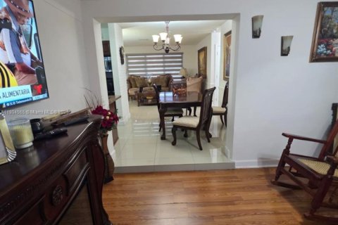 Villa ou maison à vendre à Miramar, Floride: 3 chambres, 97.36 m2 № 1955967 - photo 29