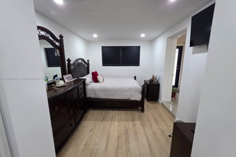 Villa ou maison à vendre à Miramar, Floride: 3 chambres, 97.36 m2 № 1955967 - photo 14