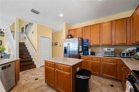 Casa en venta en Tampa, Florida, 5 dormitorios, 260.78 m2 № 1918577 - foto 9