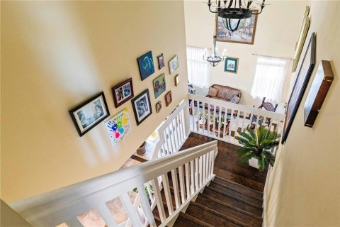 Casa en venta en Tampa, Florida, 5 dormitorios, 260.78 m2 № 1918577 - foto 15