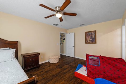 Casa en venta en Tampa, Florida, 5 dormitorios, 260.78 m2 № 1918577 - foto 23