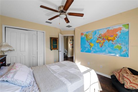 Casa en venta en Tampa, Florida, 5 dormitorios, 260.78 m2 № 1918577 - foto 25