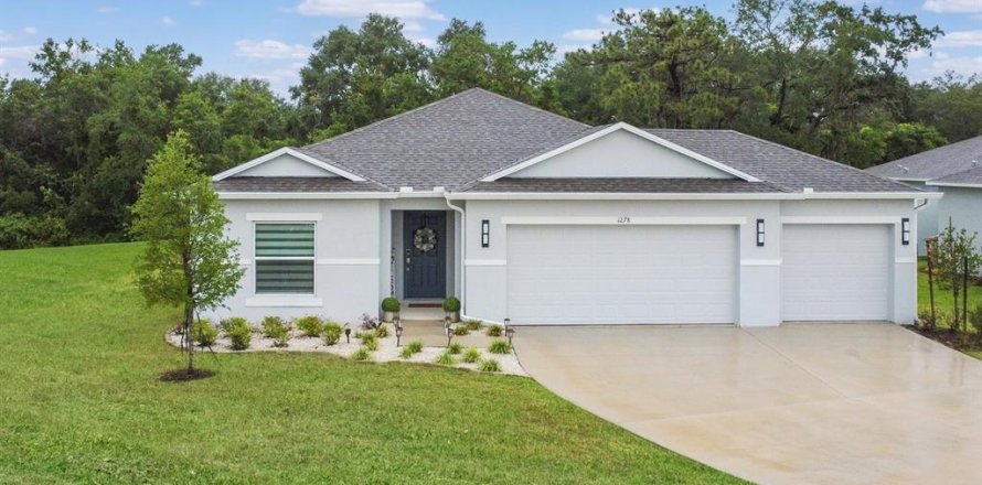 House in Kissimmee, Florida 4 bedrooms, 169.45 sq.m. № 1749426
