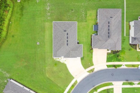 House in Kissimmee, Florida 4 bedrooms, 169.45 sq.m. № 1749426 - photo 11