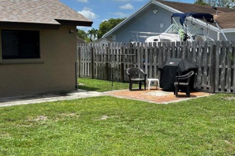 Casa en venta en Pembroke Pines, Florida, 3 dormitorios, 111.11 m2 № 2168904 - foto 28