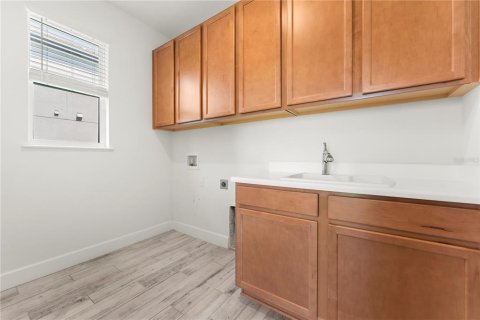 Купить виллу или дом в Киссимми, Флорида 15 комнат, 401.52м2, № 2238702 - фото 17