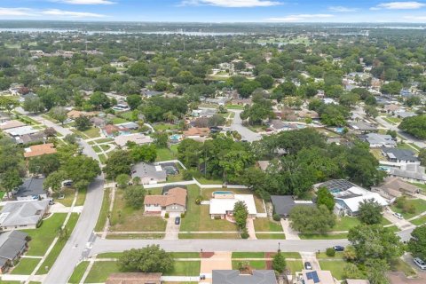 Casa en venta en Orlando, Florida, 4 dormitorios, 179.95 m2 № 2157437 - foto 10