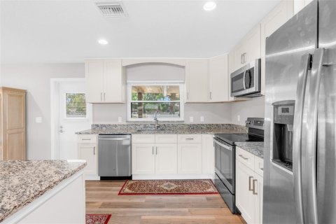 Casa en venta en Orlando, Florida, 4 dormitorios, 179.95 m2 № 2157437 - foto 28