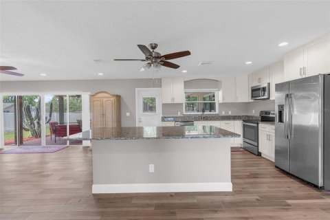 Casa en venta en Orlando, Florida, 4 dormitorios, 179.95 m2 № 2157437 - foto 24