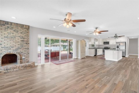 Casa en venta en Orlando, Florida, 4 dormitorios, 179.95 m2 № 2157437 - foto 21