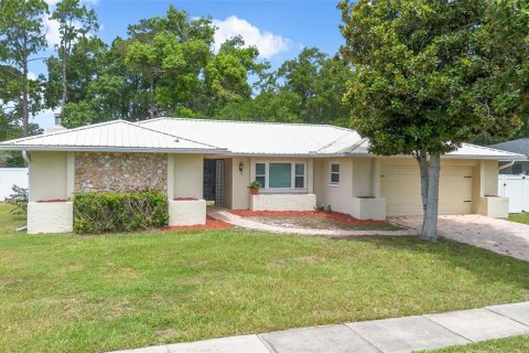 Casa en Orlando, Florida 4 dormitorios, 179.95 m2 № 2157437