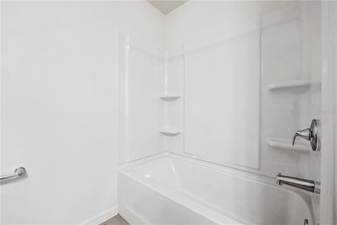 House in Davenport, Florida 3 bedrooms, 172.05 sq.m. № 1849548 - photo 25