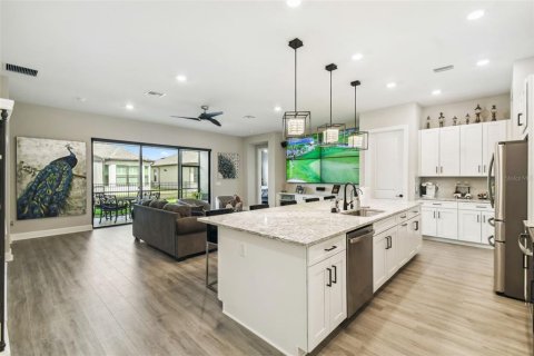 Villa ou maison à vendre à Kissimmee, Floride: 3 chambres, 216.09 m2 № 1529119 - photo 12