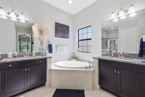 Casa en venta en Riverview, Florida, 4 dormitorios, 243.13 m2 № 2210355 - foto 15