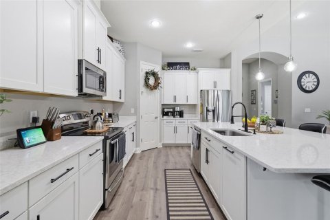 Casa en venta en Riverview, Florida, 4 dormitorios, 243.13 m2 № 2210355 - foto 9