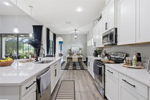 Casa en venta en Riverview, Florida, 4 dormitorios, 243.13 m2 № 2210355 - foto 10
