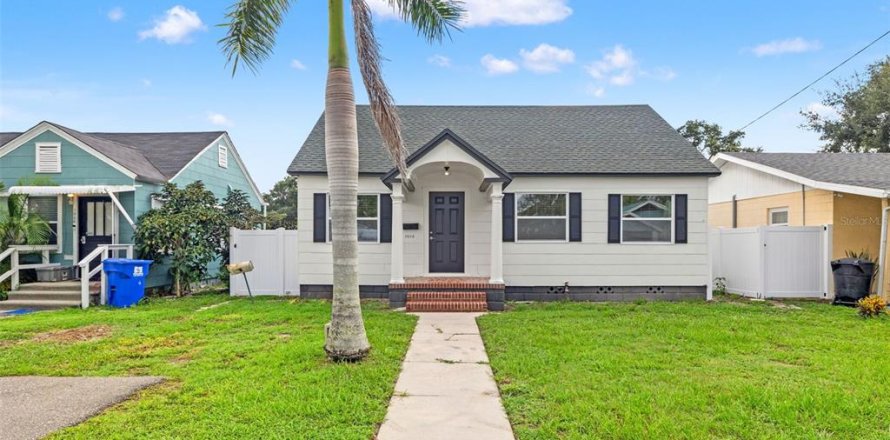 Casa en Saint Petersburg, Florida 2 dormitorios, 89.74 m2 № 1912908