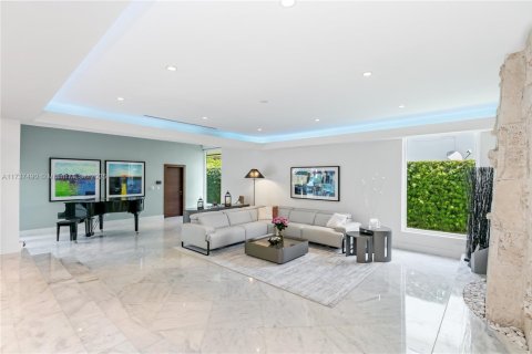 Casa en venta en Bay Harbor Islands, Florida, 4 dormitorios, 465.35 m2 № 1486586 - foto 12
