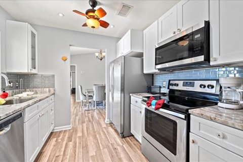 Casa en venta en Port Charlotte, Florida, 3 dormitorios, 176.14 m2 № 2155279 - foto 14