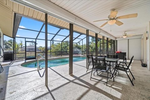 Casa en venta en Port Charlotte, Florida, 3 dormitorios, 176.14 m2 № 2155279 - foto 27