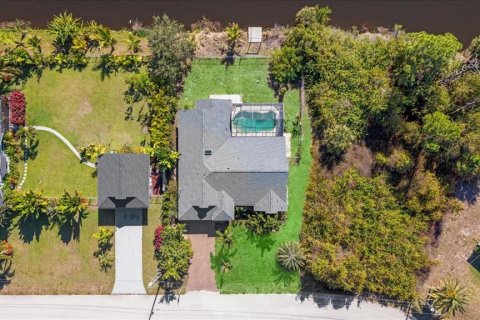 Casa en venta en Port Charlotte, Florida, 3 dormitorios, 176.14 m2 № 2155279 - foto 4