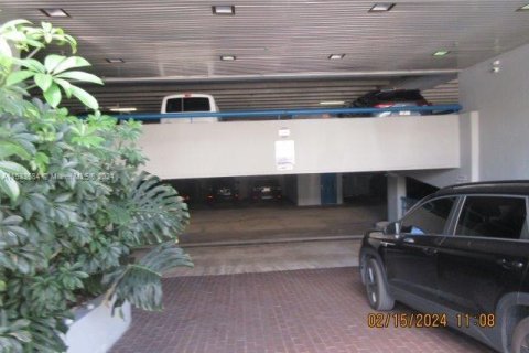 Commercial property in Coral Gables, Florida № 1811213 - photo 3