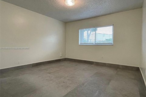 Купить кондоминиум в Холливуд, Флорида 1 спальня, 61.22м2, № 1950107 - фото 5