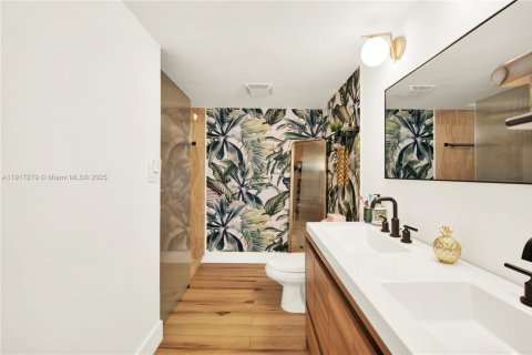 Купить кондоминиум в Майами, Флорида 2 спальни, 145.58м2, № 2053427 - фото 17