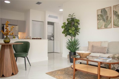 Apartamento en alquiler en Hialeah, Florida, 2 dormitorios, 75.81 m2 № 1933269 - foto 13