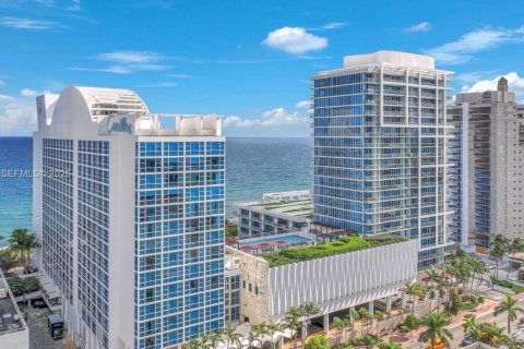 Condo in Miami Beach, Florida, 1 bedroom  № 2034511 - photo 3