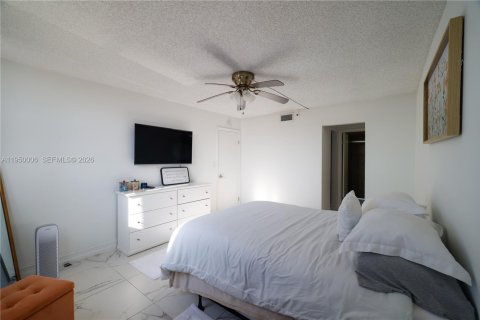 Купить кондоминиум в Дирфилд-Бич, Флорида 2 спальни, 111.48м2, № 2006937 - фото 22